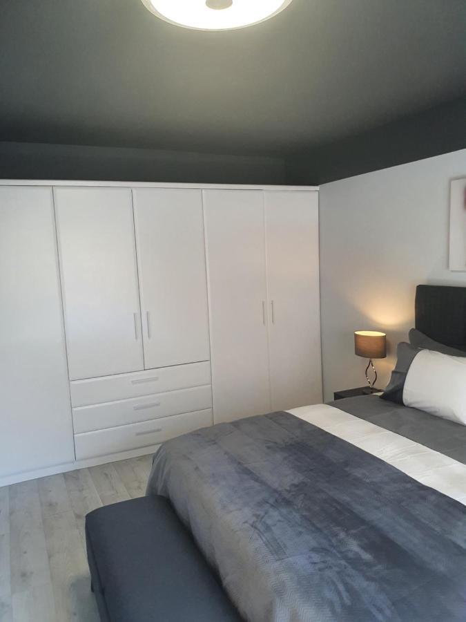 River View Apartment Suite คอร์ก ภายนอก รูปภาพ