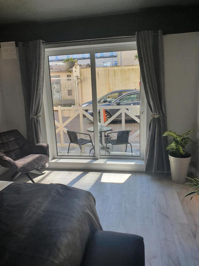 River View Apartment Suite คอร์ก ภายนอก รูปภาพ