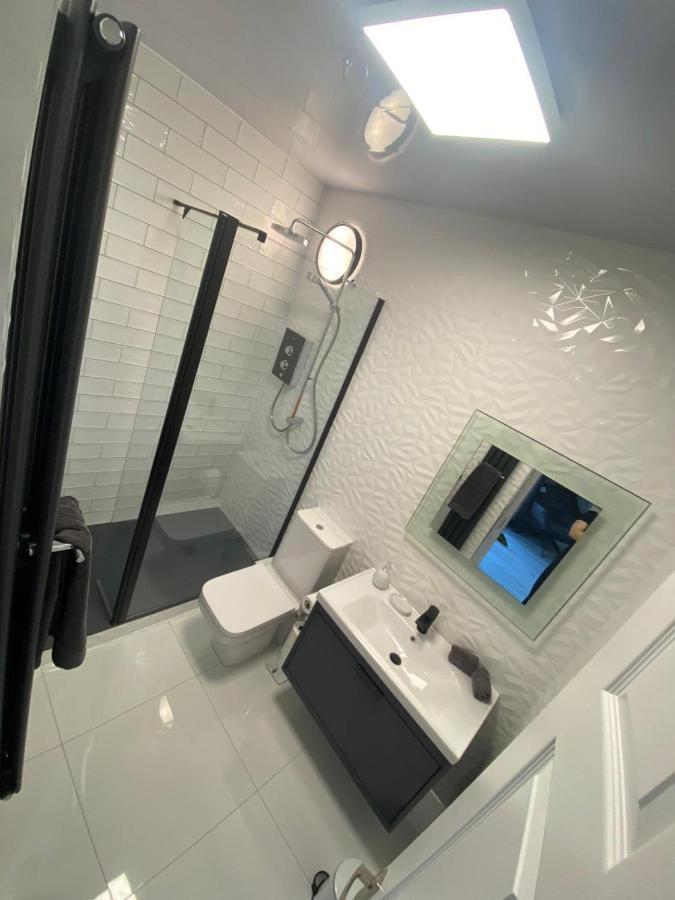 River View Apartment Suite คอร์ก ภายนอก รูปภาพ